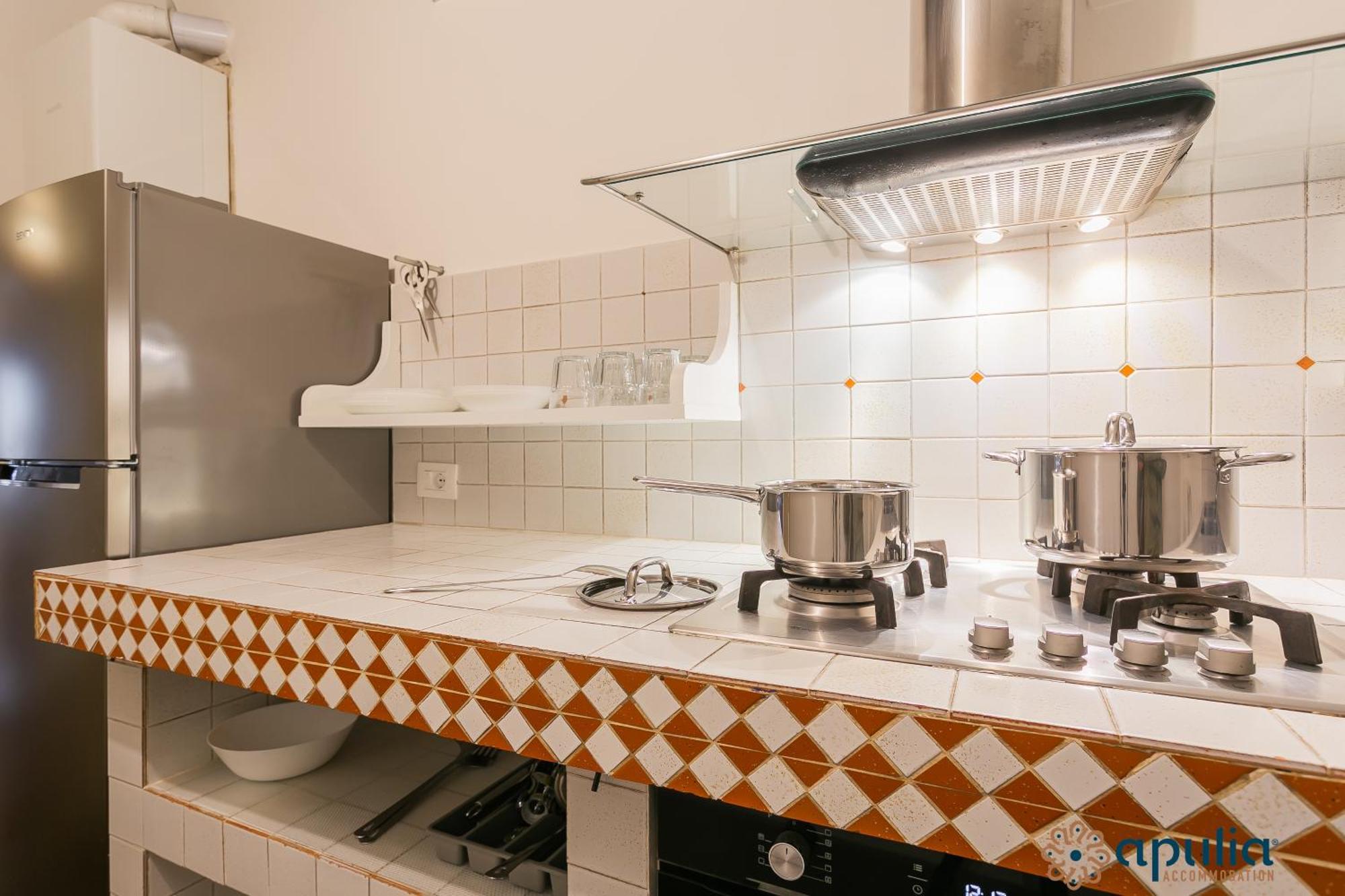 Titti'S House By Apulia Accommodation Bari Buitenkant foto